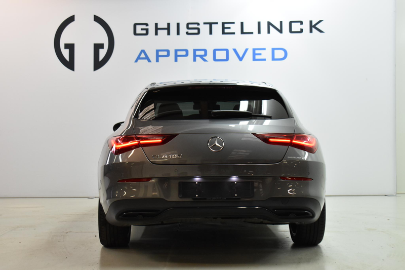 Mercedes-Benz CLA 180 Shooting Brake CLA Luxury Line Panoramisch dak — photo 7