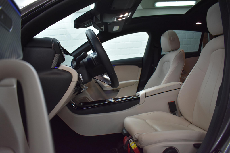 Mercedes-Benz CLA 180 Shooting Brake CLA Luxury Line Panoramisch dak — photo 10