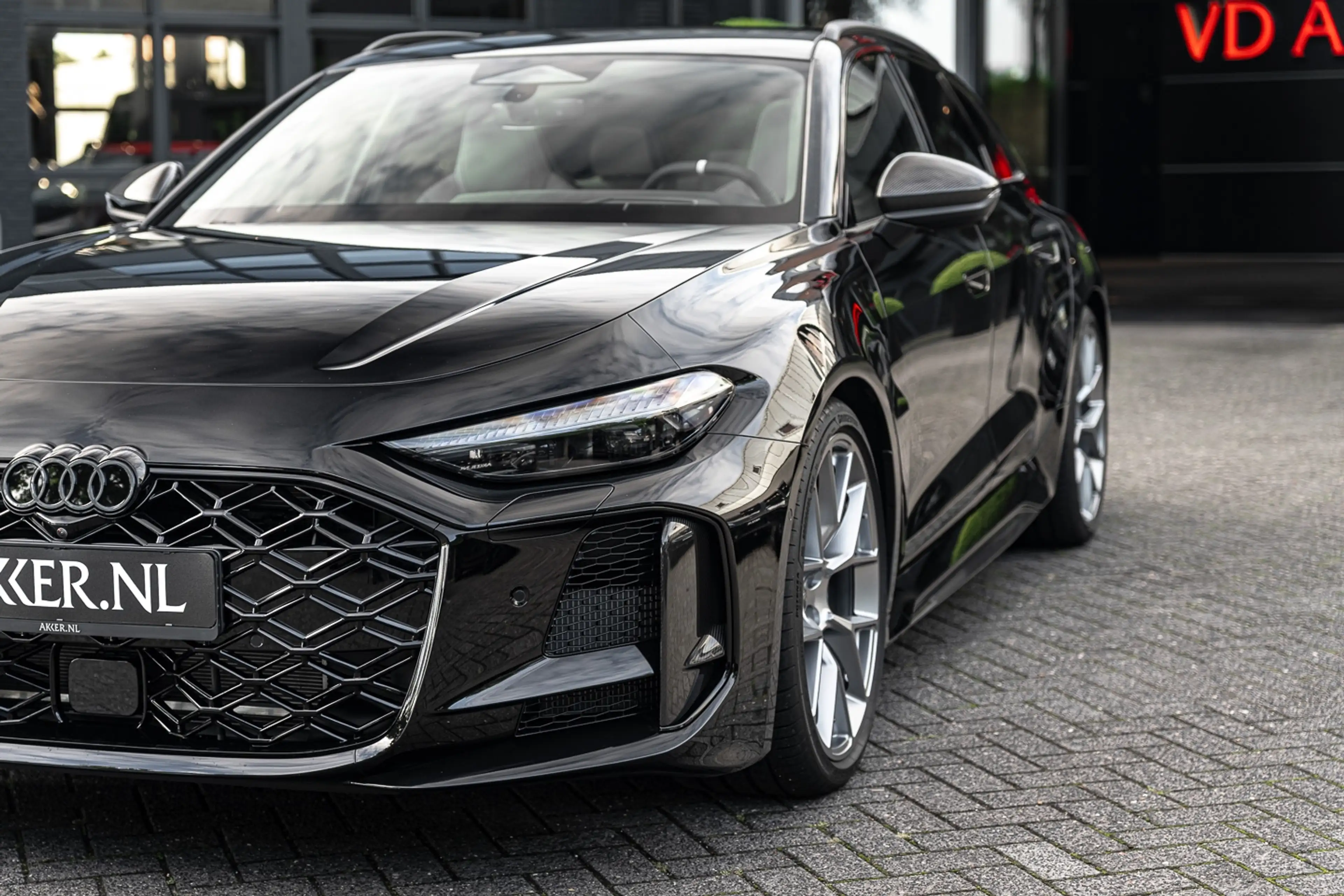 Audi RS5 Avant Carbon | Audi Exclusive | Keram. Remschijven — photo 17
