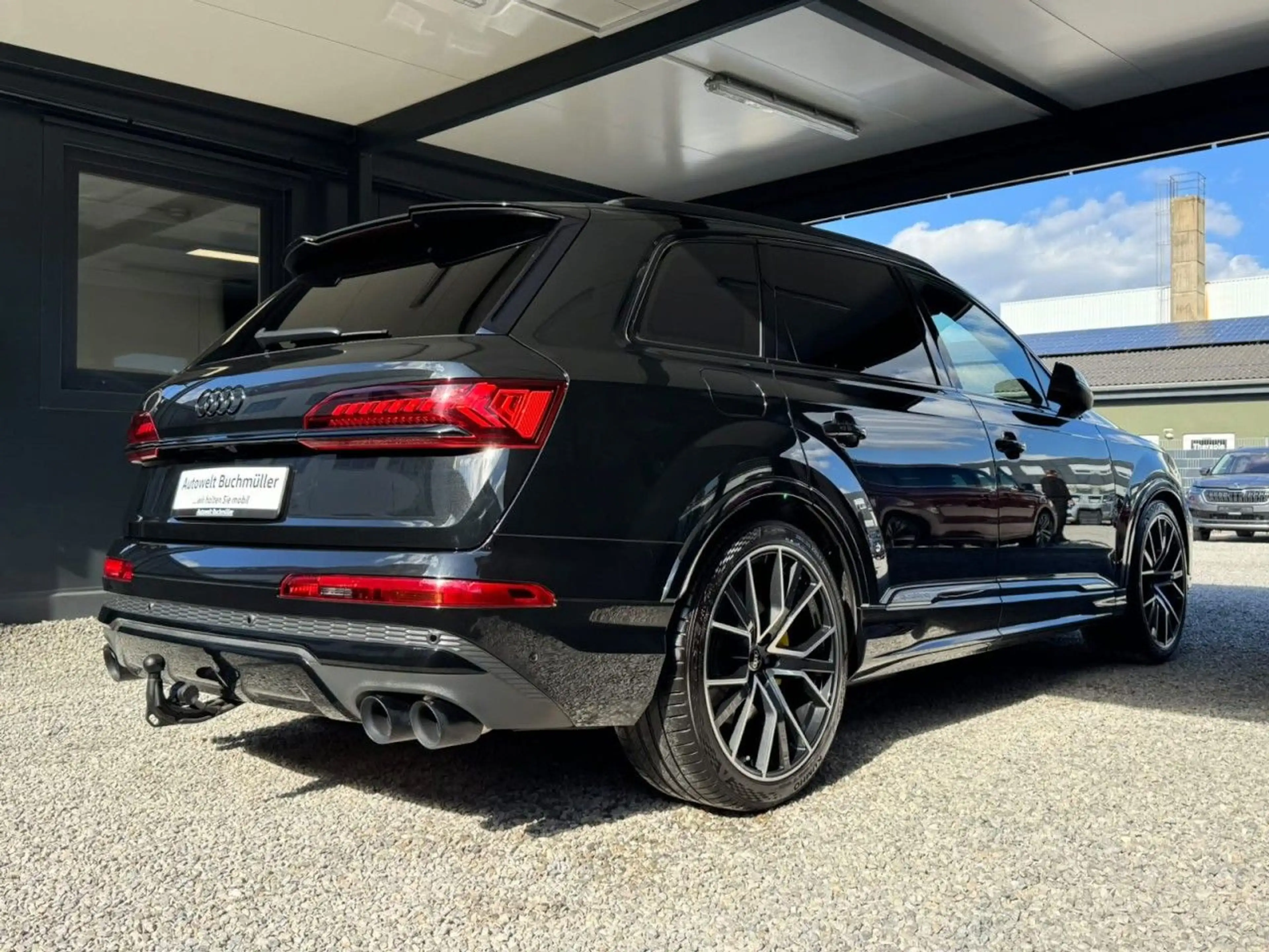 Audi SQ7 4.0 VOLLAUSSTATTUNG,BTM,7-SITZER,AHK,MWST. — photo 3