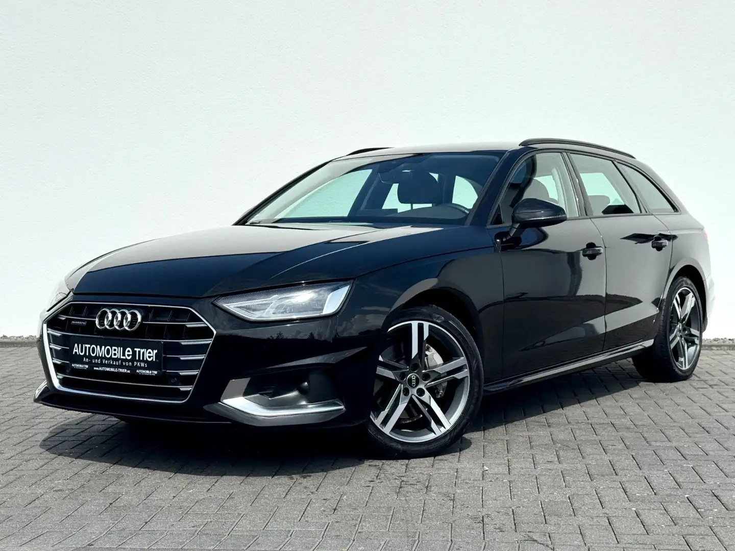 Audi A4 Avant 40 TDI quattro /NAVI/LED/CAM/1.HAND/ Noir - 1