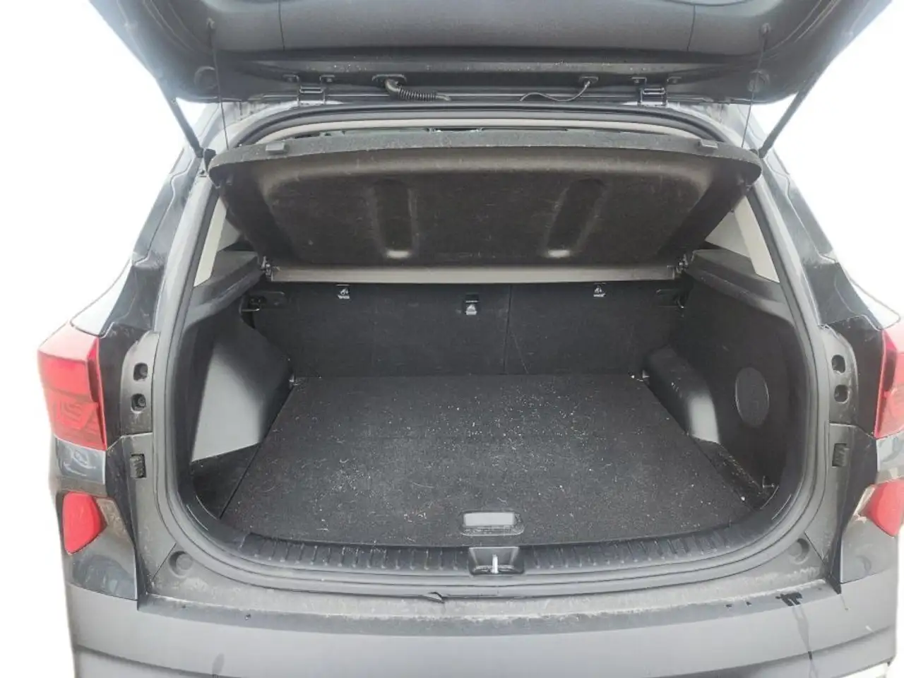 Kia Seltos снимка Kia Seltos