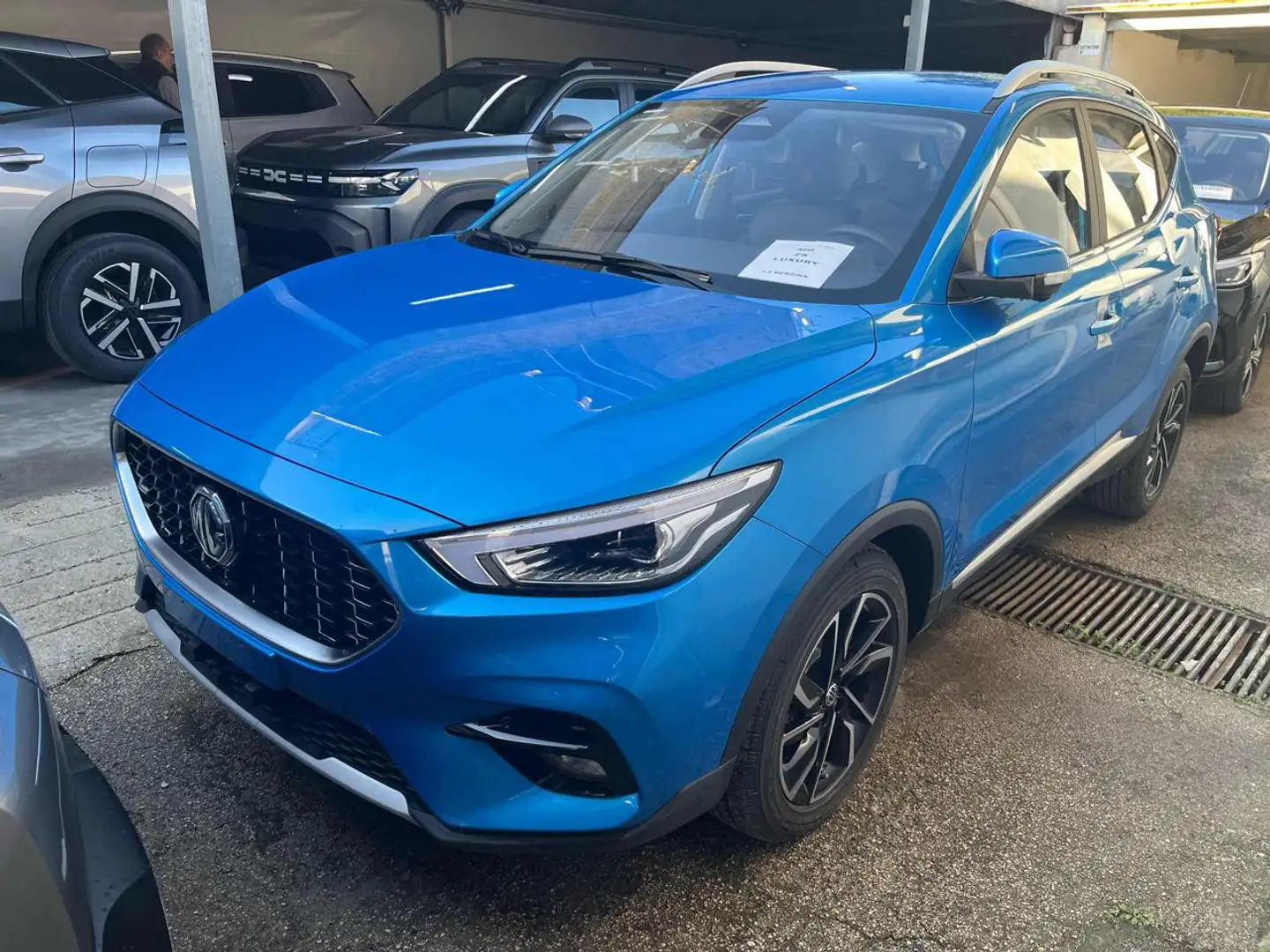 MG ZS LUXURY 1.5 VTi-tech - 1