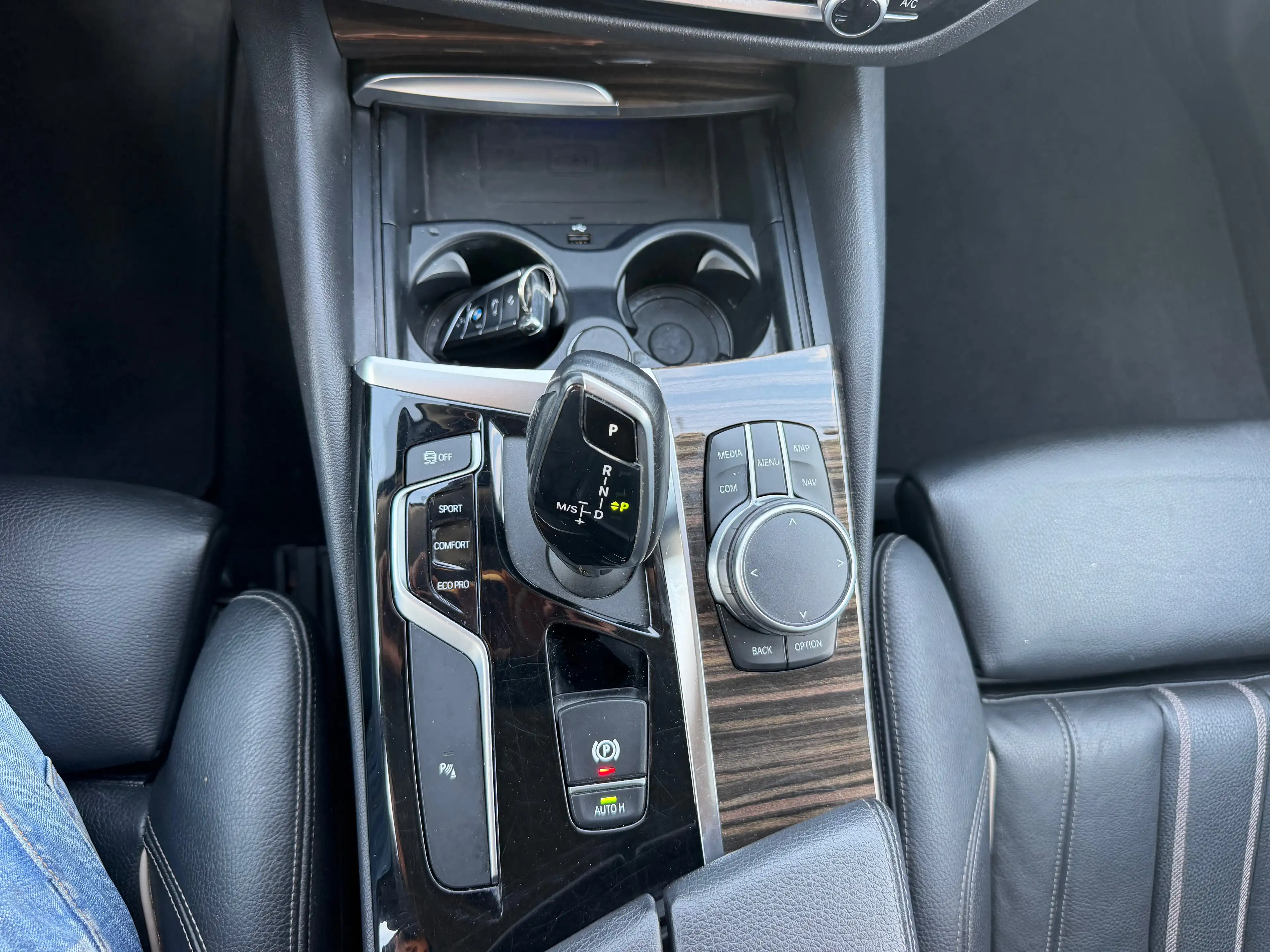BMW 518 dA Touring AdBlue Sportline — photo 13