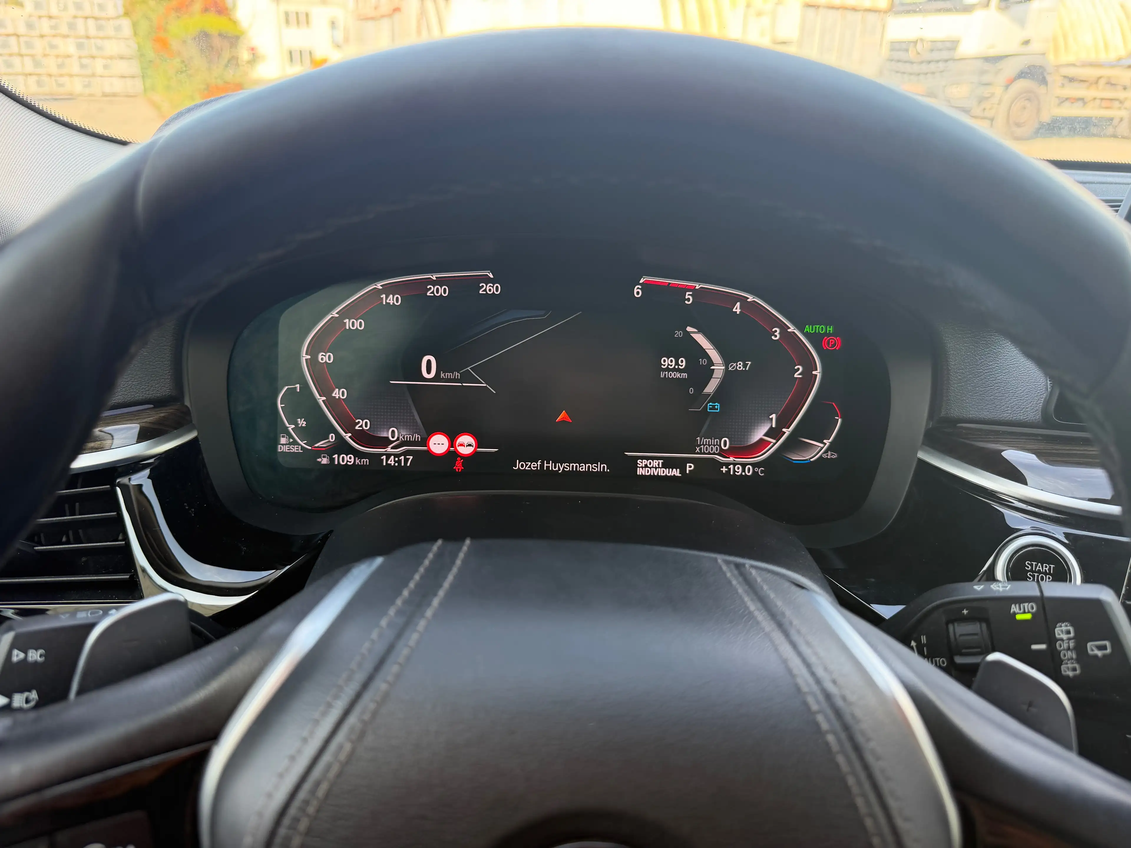 BMW 518 dA Touring AdBlue Sportline — photo 14