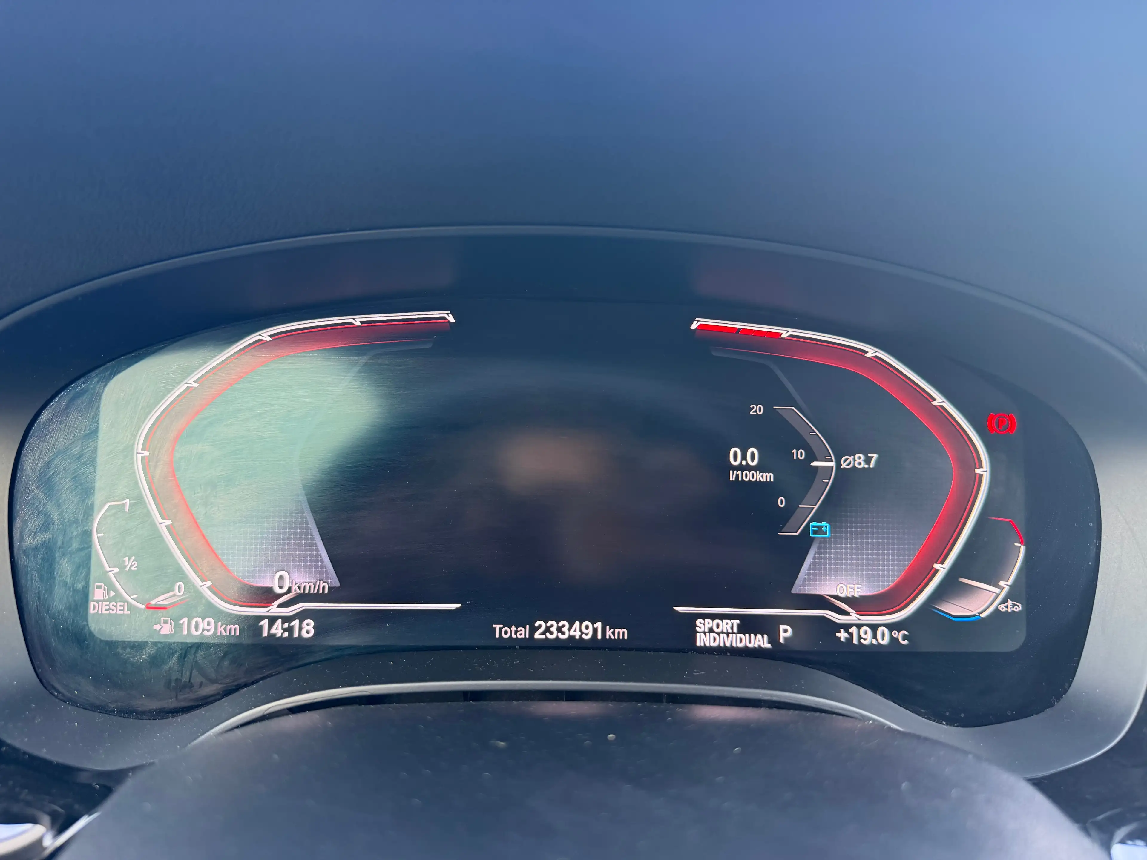 BMW 518 dA Touring AdBlue Sportline — photo 15
