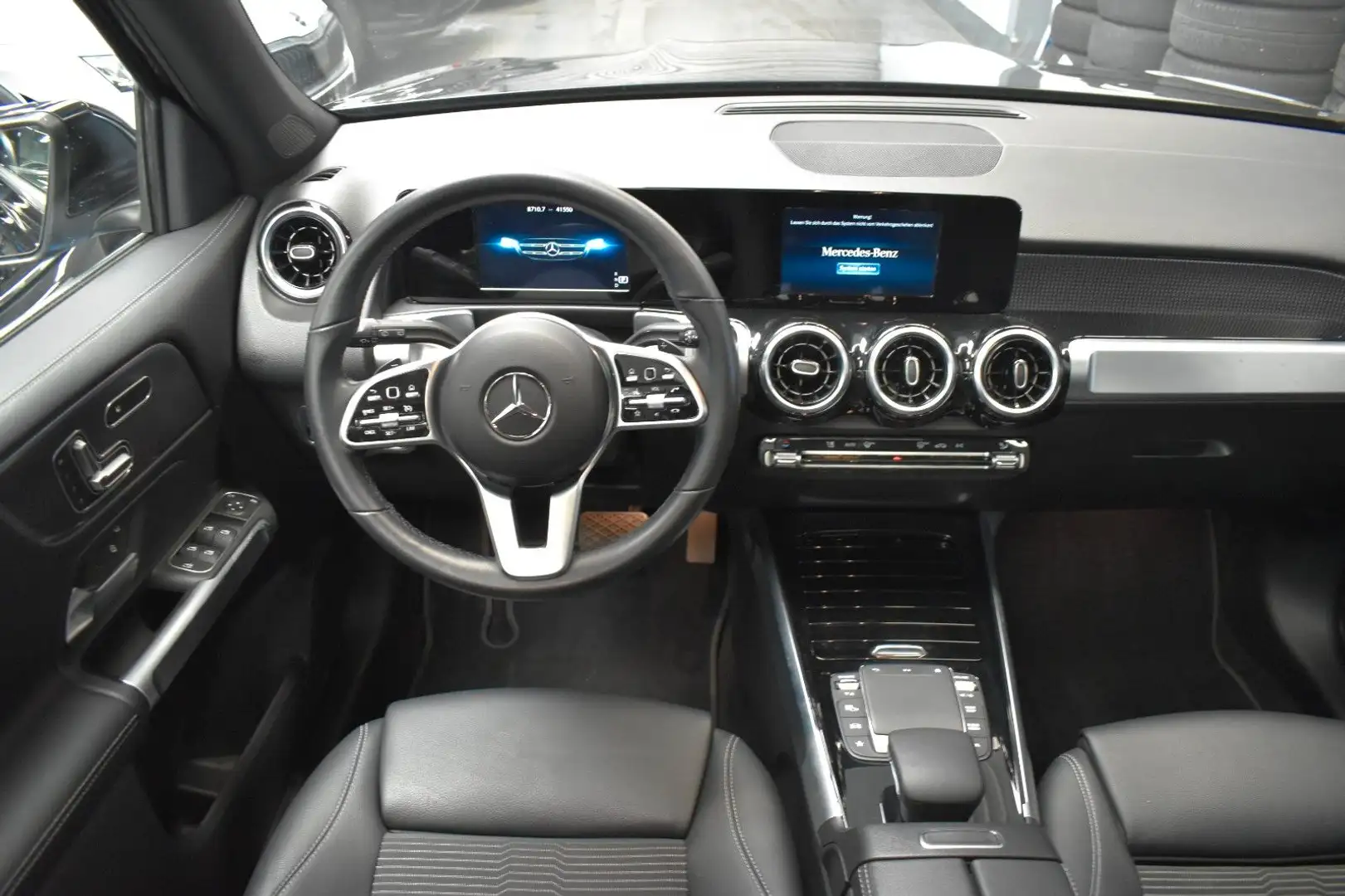 Mercedes-Benz GLB 220 d STYLE*PANORAMA*KAMERA*NAVI*SHZ*AHK* Negru - 2