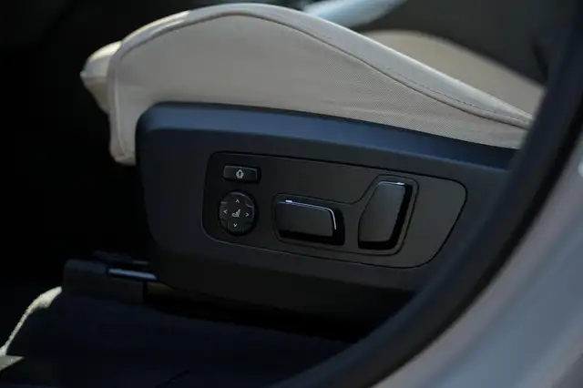 BMW X3 view 19
