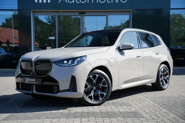 BMW X3 view 2