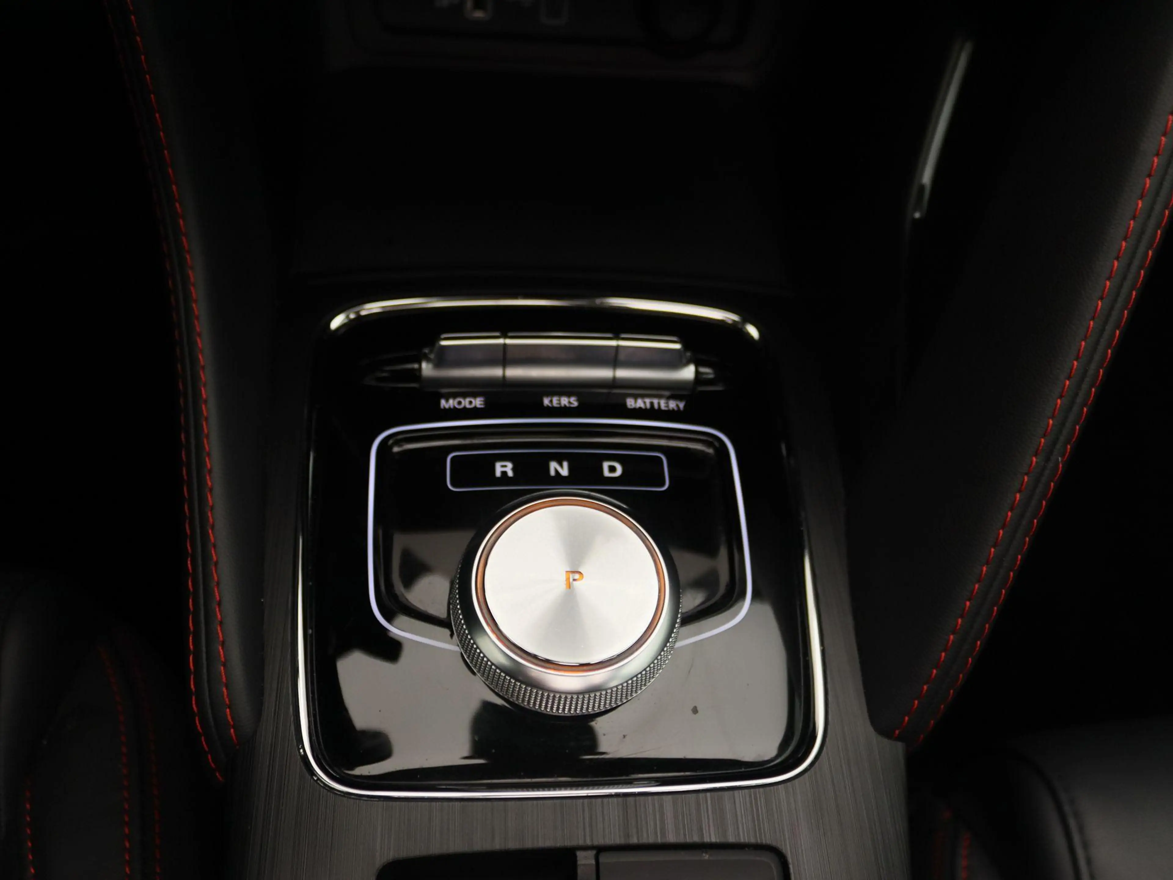 MG ZS EV Standard Range Luxury 50 kWh — photo 10