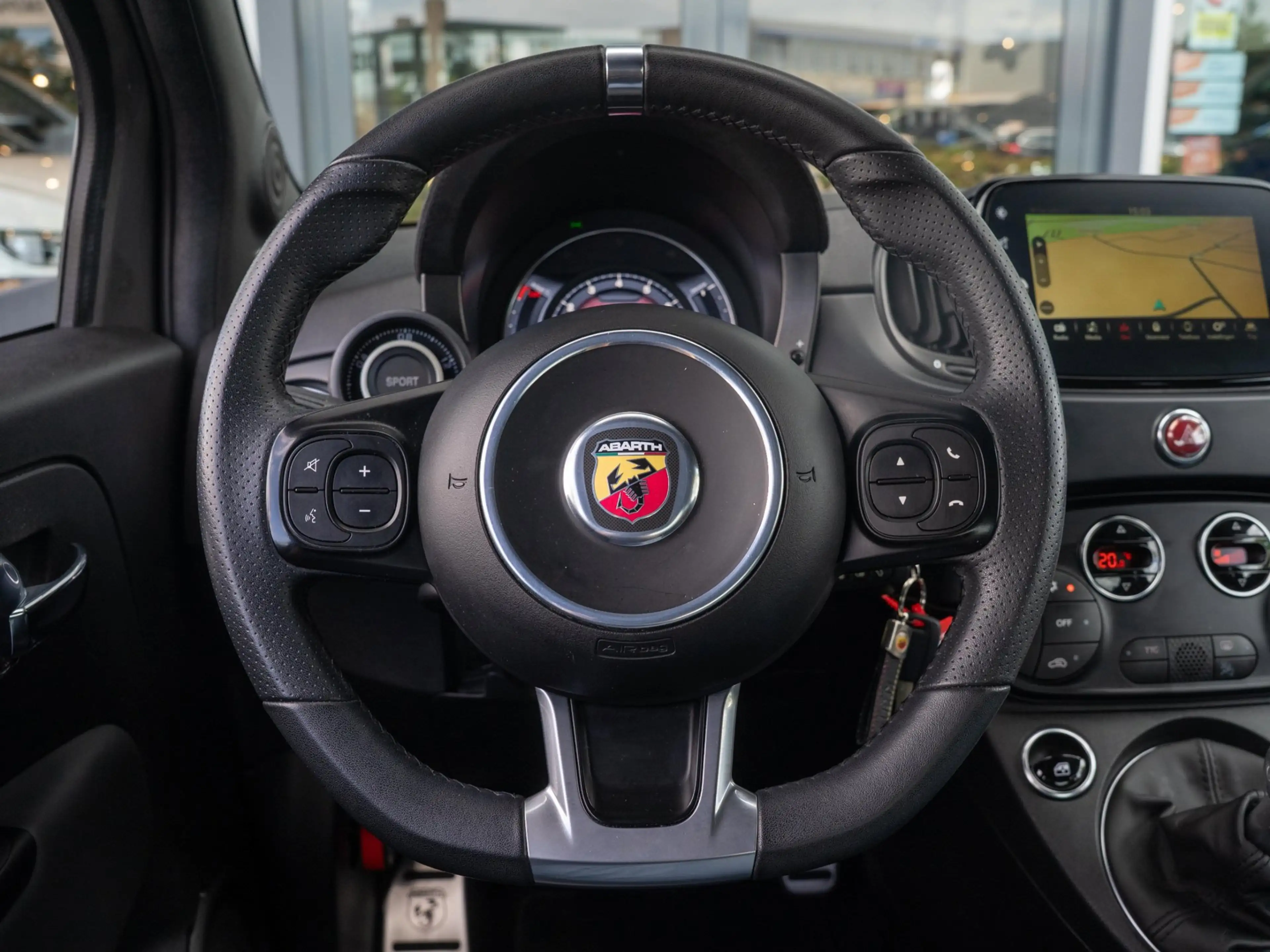 Abarth 595 Turismo 1.4 T-Jet | Xenon | Beats | Dimond Stitching — photo 10
