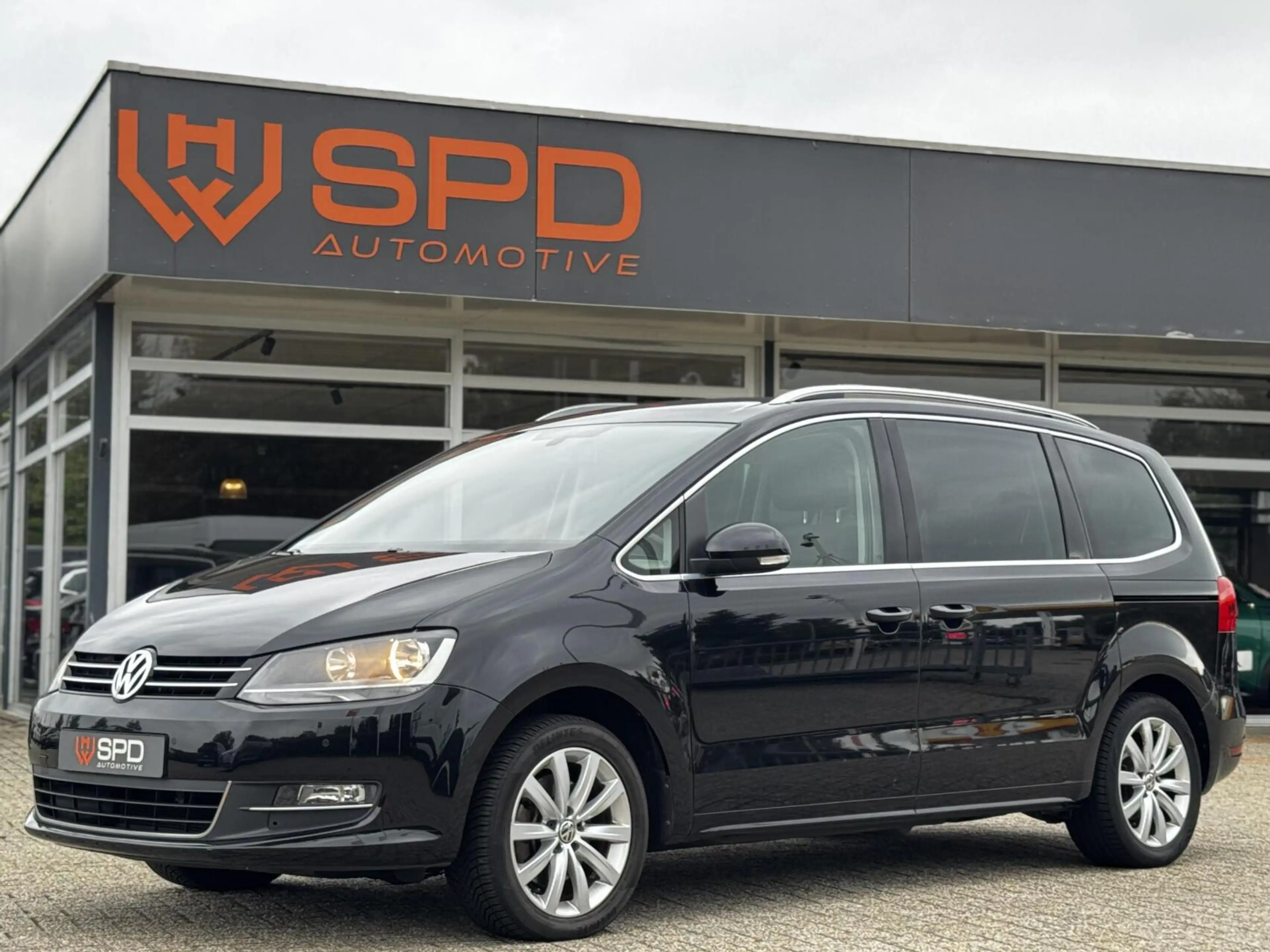 Volkswagen Sharan 1.4 TSI Highline 7p|Trekhaak|PDC|Leer|NAP