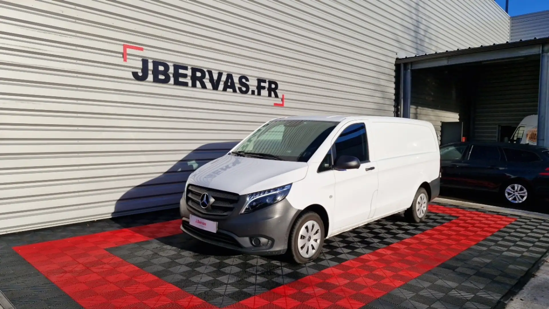Mercedes-Benz Vito FOURGON 114 CDI LONG BVA RWD FIRST Blanc - 1