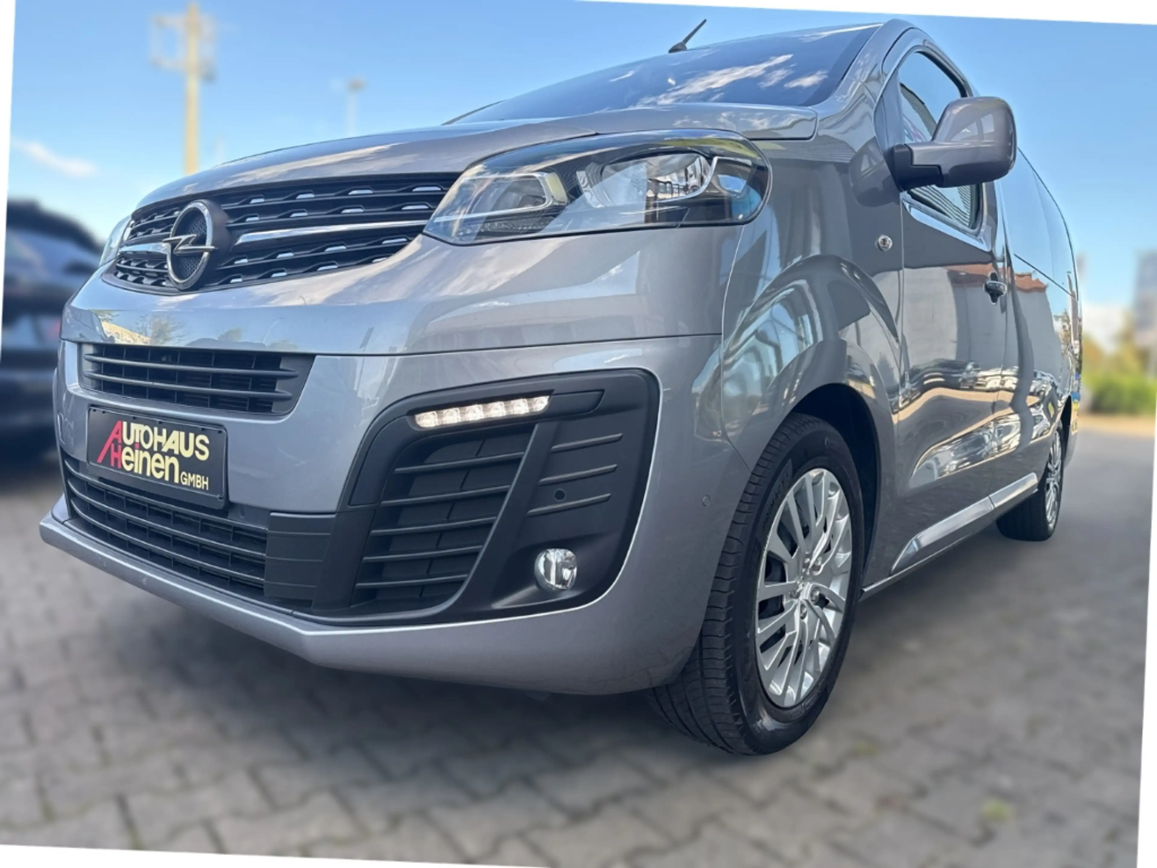 Opel Zafira Life HUD AHK SHZ Rückfahrkam. Temp Tel.  Regensensor Kl — photo 6