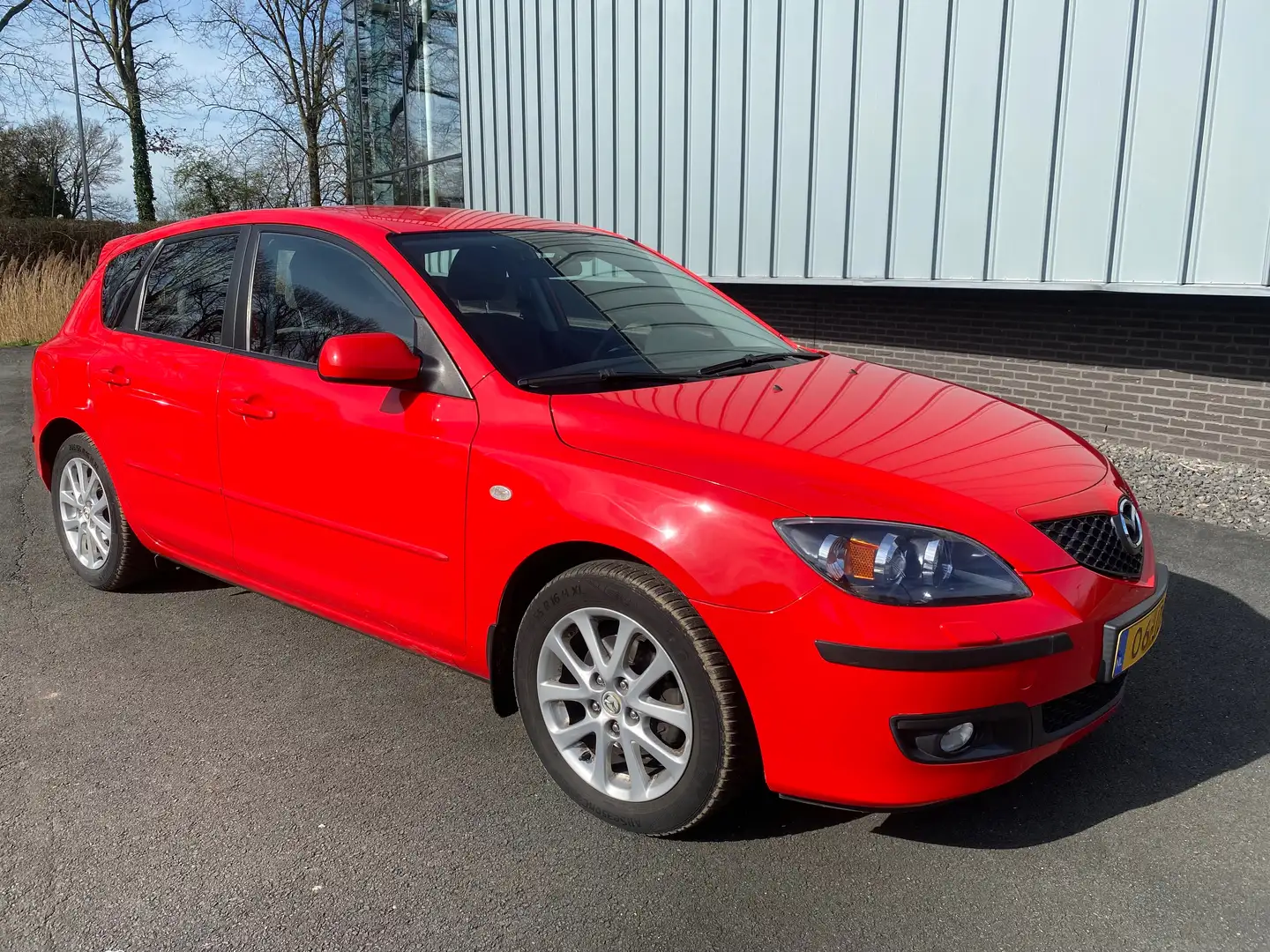 Mazda 3 1.6L Rood - 2