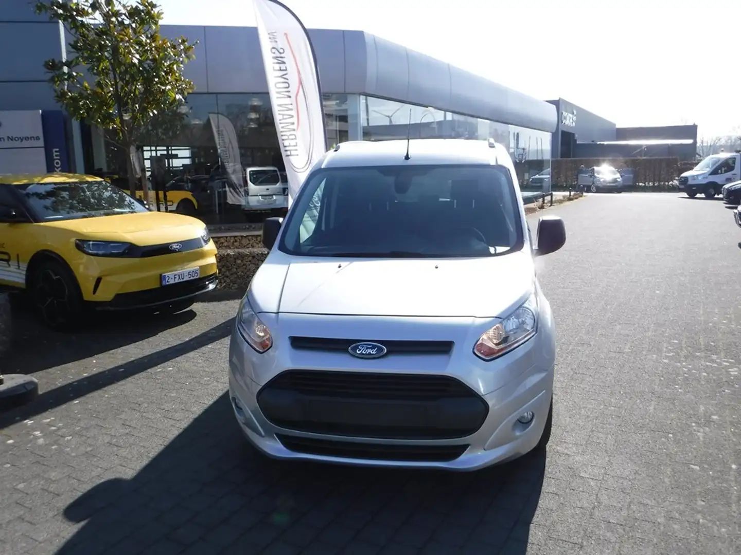 Ford Tourneo Connect Trend Argent - 2