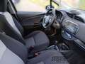 Toyota Yaris 1.5 Hybrid Team D 8-fach bereift Gris - thumbnail 19