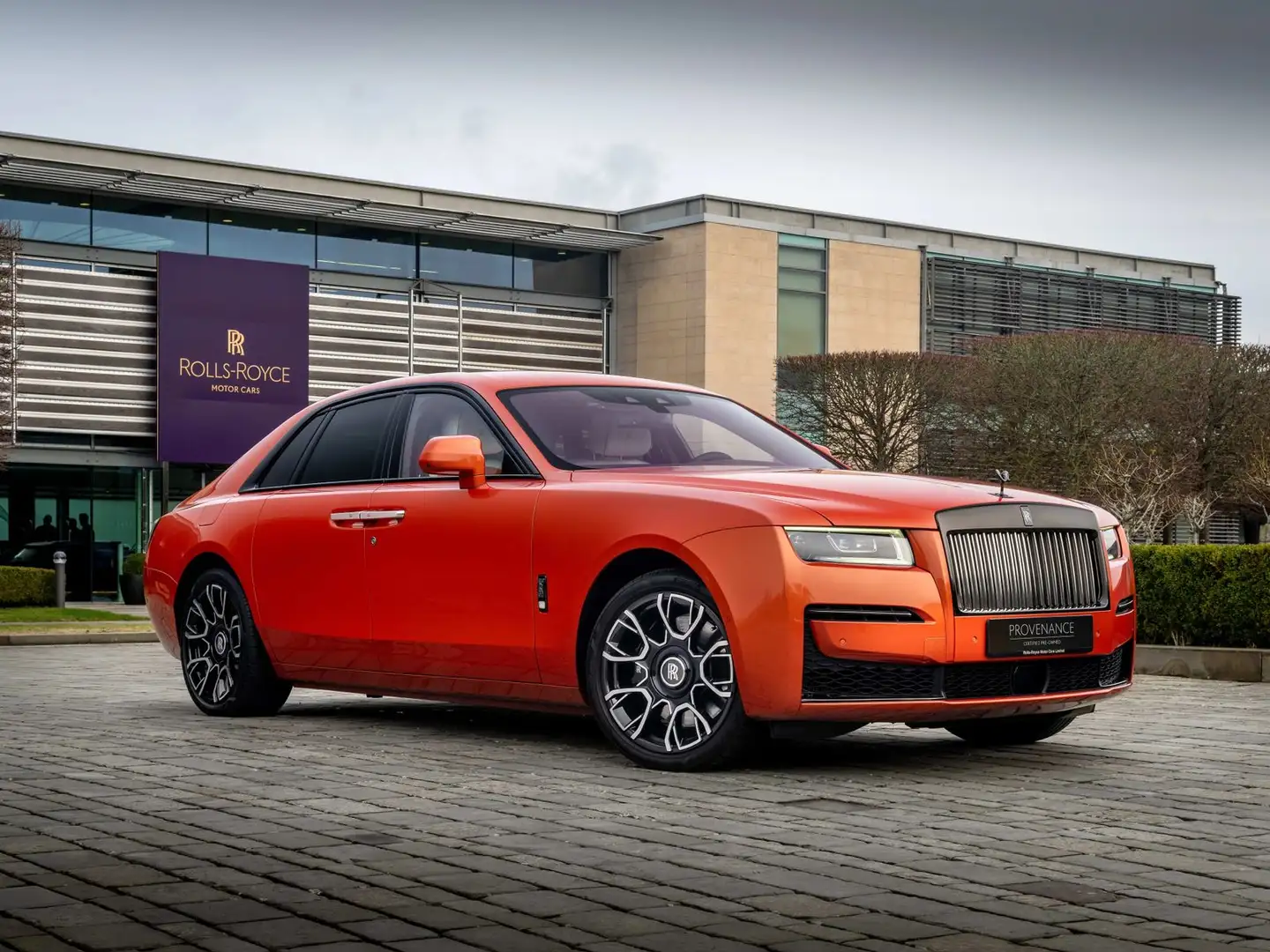 Rolls-Royce Ghost Black Badge Ghost *PROVENANCE* Narancs - 1
