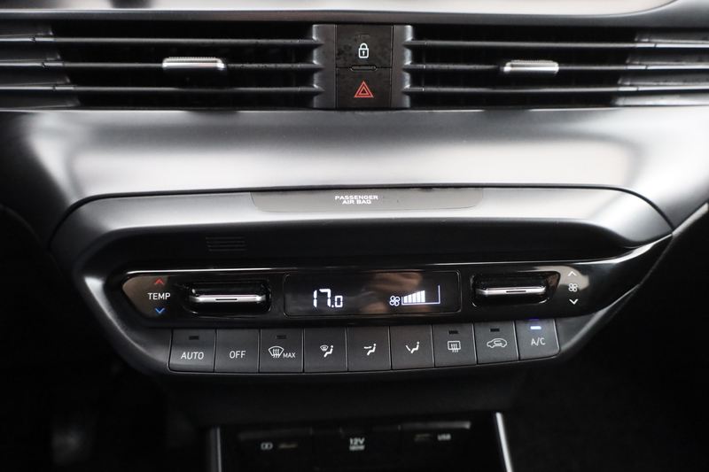 Hyundai i20 1.0 T-GDI Navi Sitzheizung Virtual Cockpit — photo 12