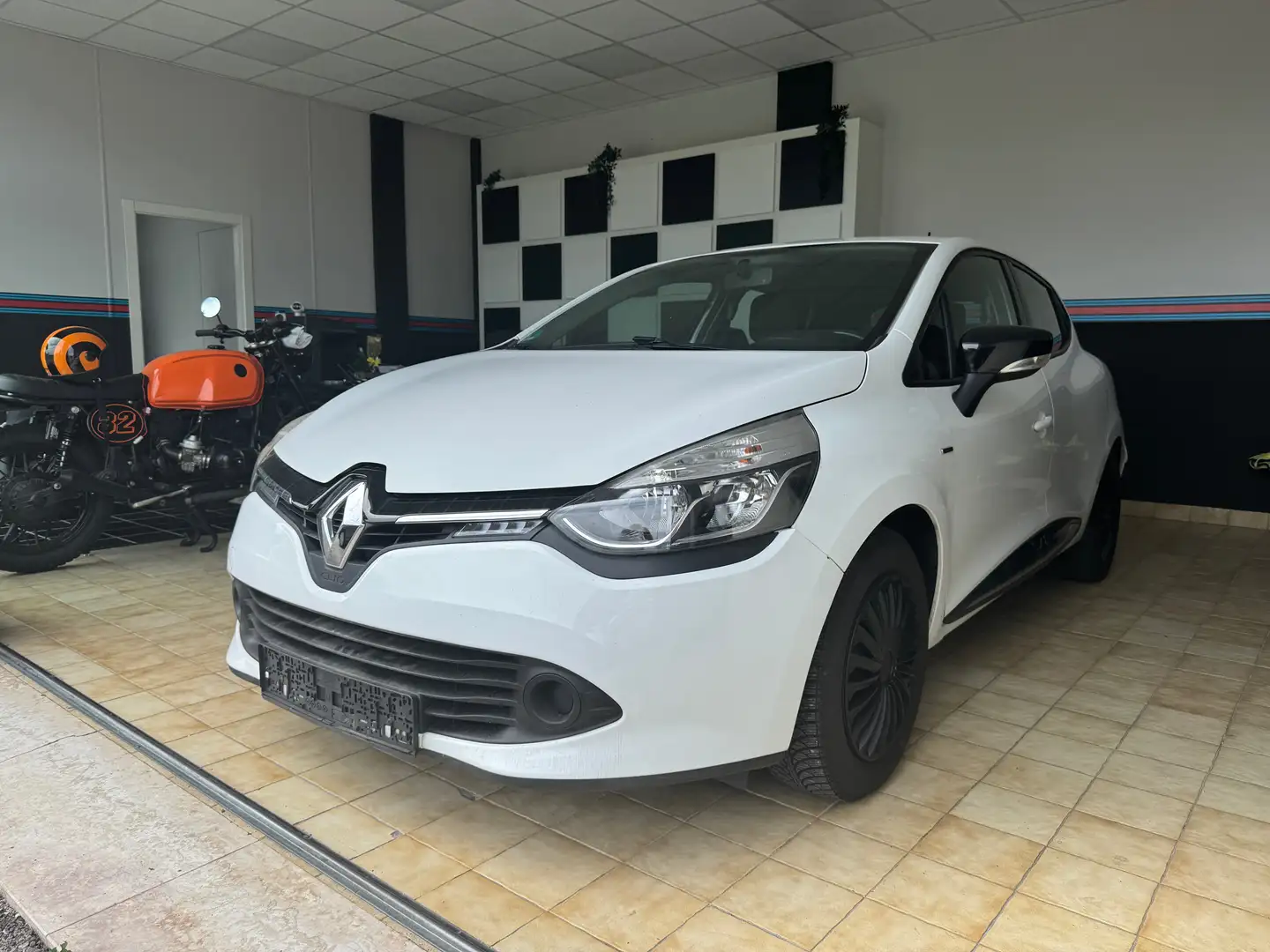 Renault Clio 5P 1.2 LIMITED CLIMA OK NEOPATENTATI GARANZIA Blanc - 1