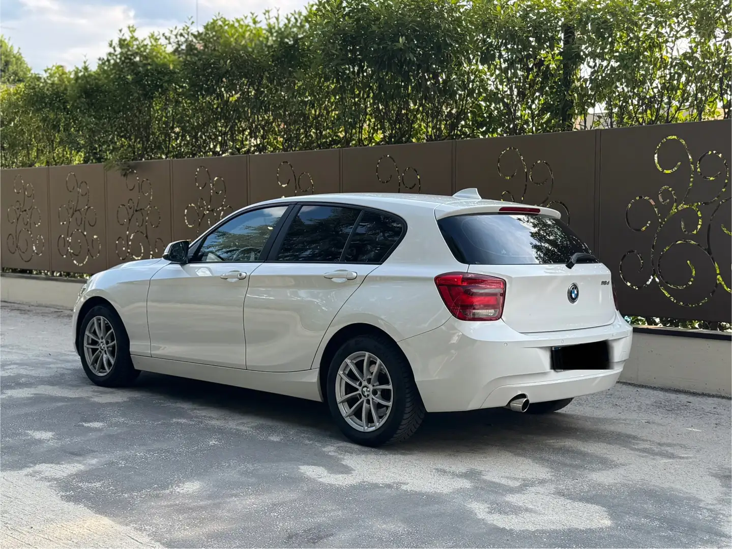 BMW 118 118d 5p Urban - 1