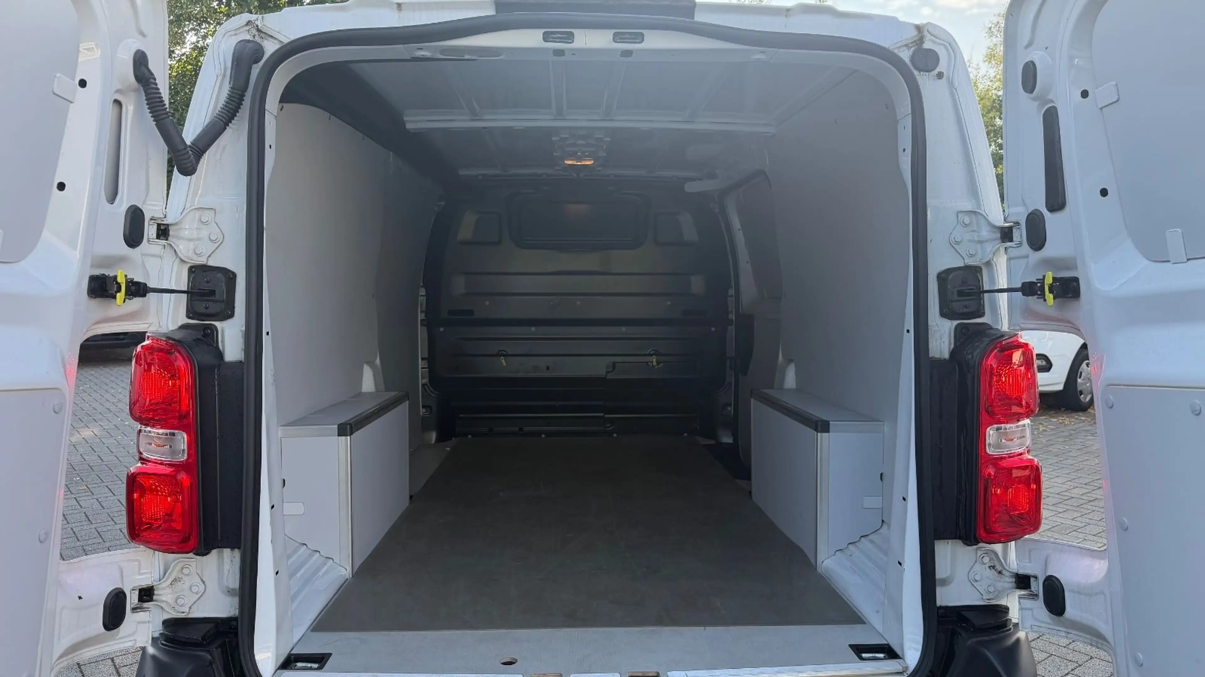 Peugeot Expert EXPERT 2.0 L3 BLUEHDI LANG AUTOMATIK/NAVI/KAMERA — photo 6