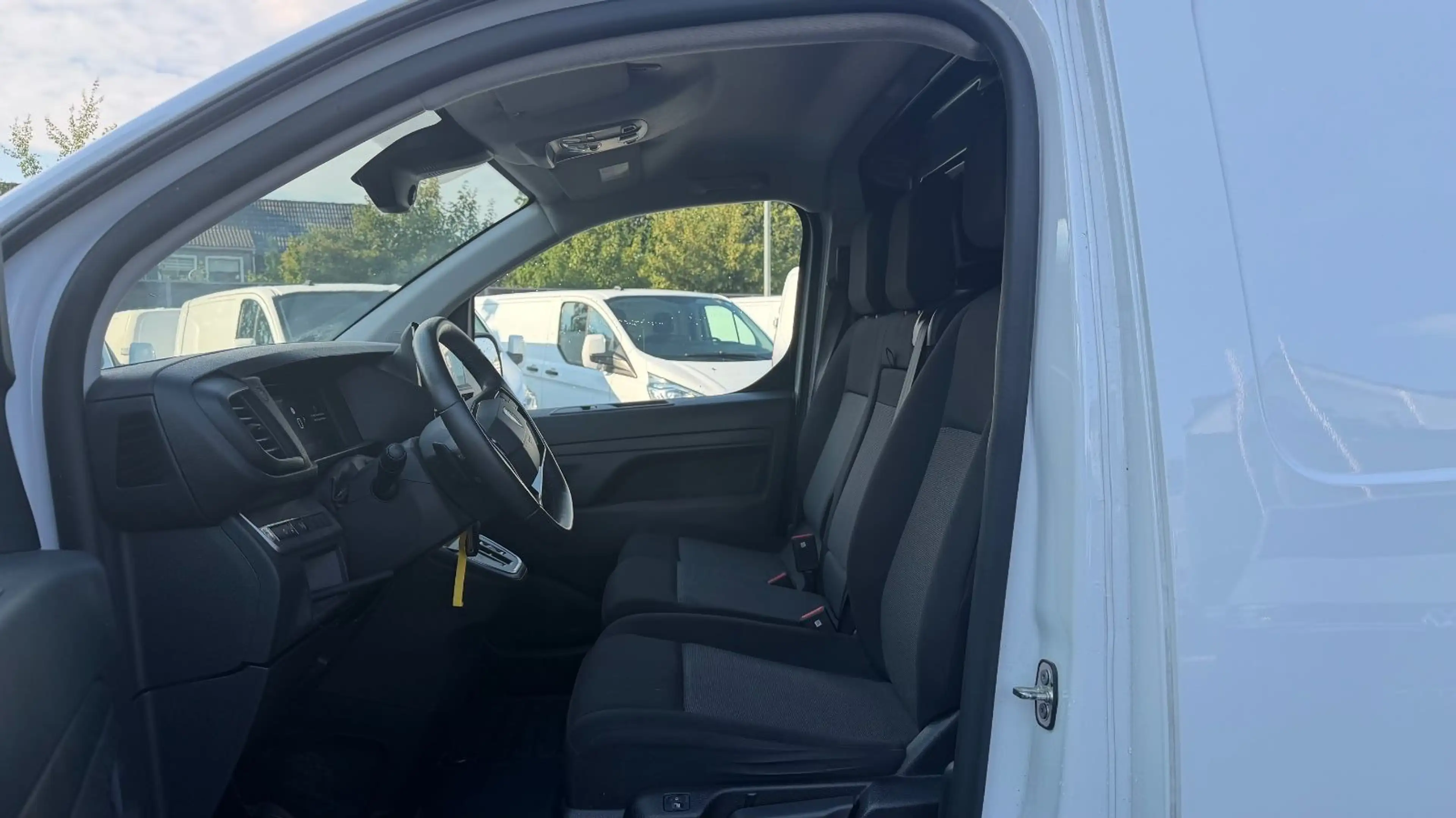 Peugeot Expert EXPERT 2.0 L3 BLUEHDI LANG AUTOMATIK/NAVI/KAMERA — photo 3