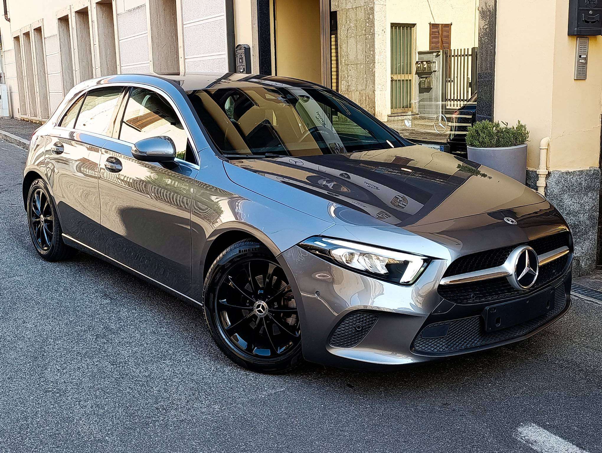 Mercedes-Benz A 180