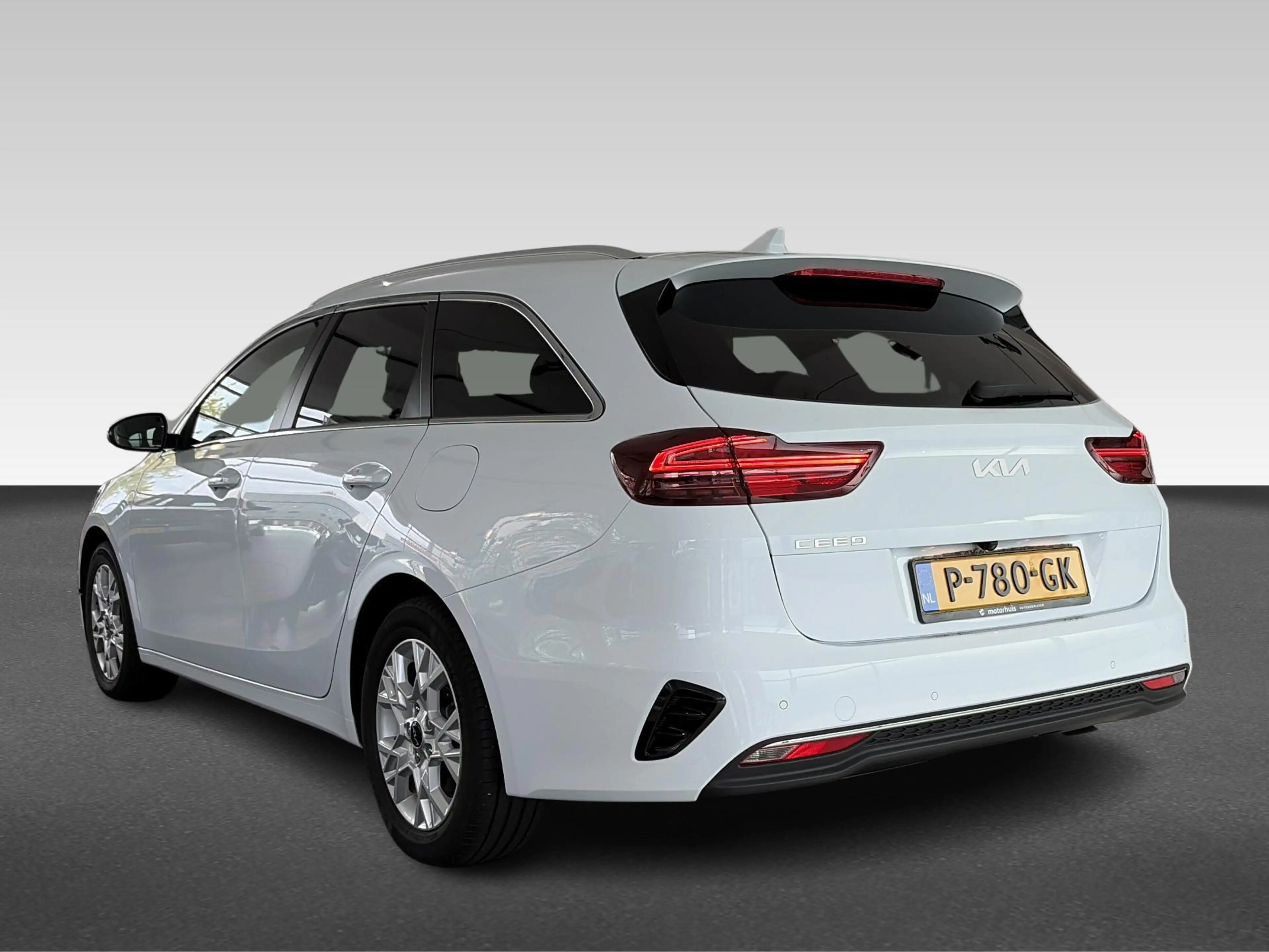 Kia Ceed SW / cee'd SW Sportswagon 1.0 T-GDi MHEV DynamicPlusLine — photo 3