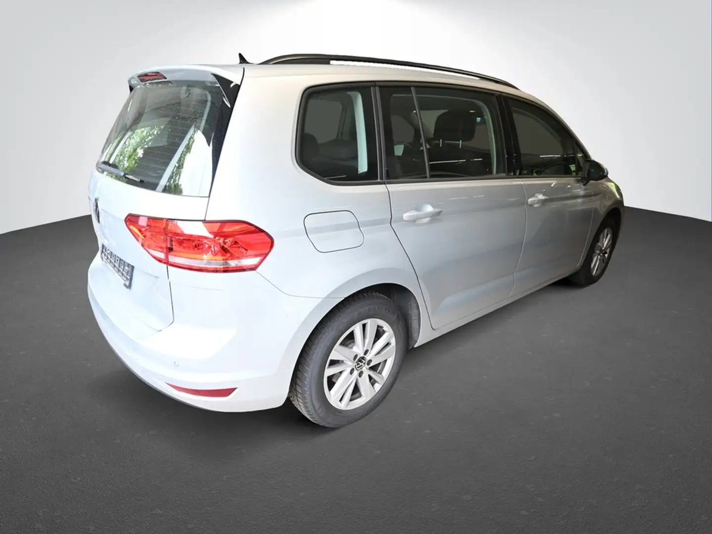 Volkswagen Touran 2.0 TDI Comfortline ACC SzHzg PDC Silber - 2