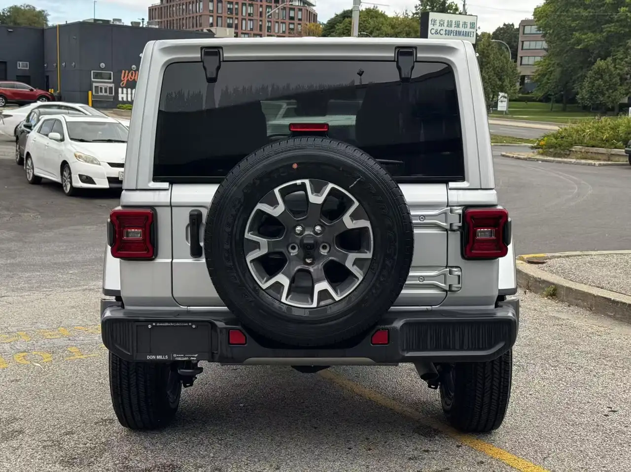 Jeep Wrangler снимка Jeep Wrangler