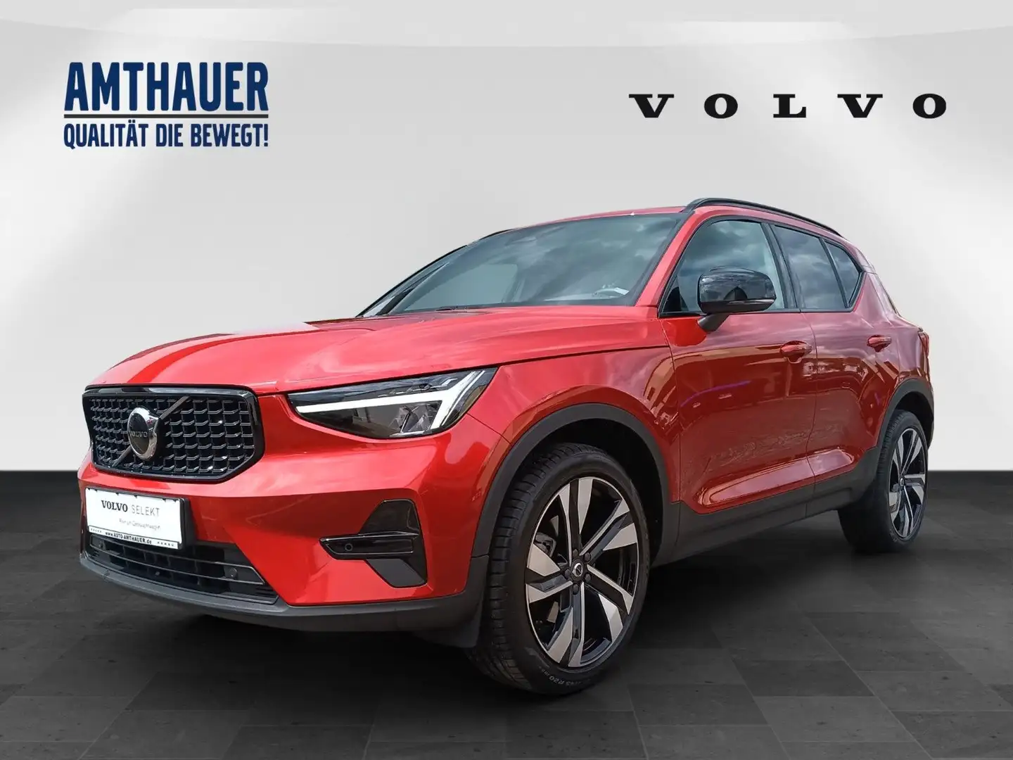 Volvo XC40 B3 2WD H&K/Cam/Nav Rot - 1