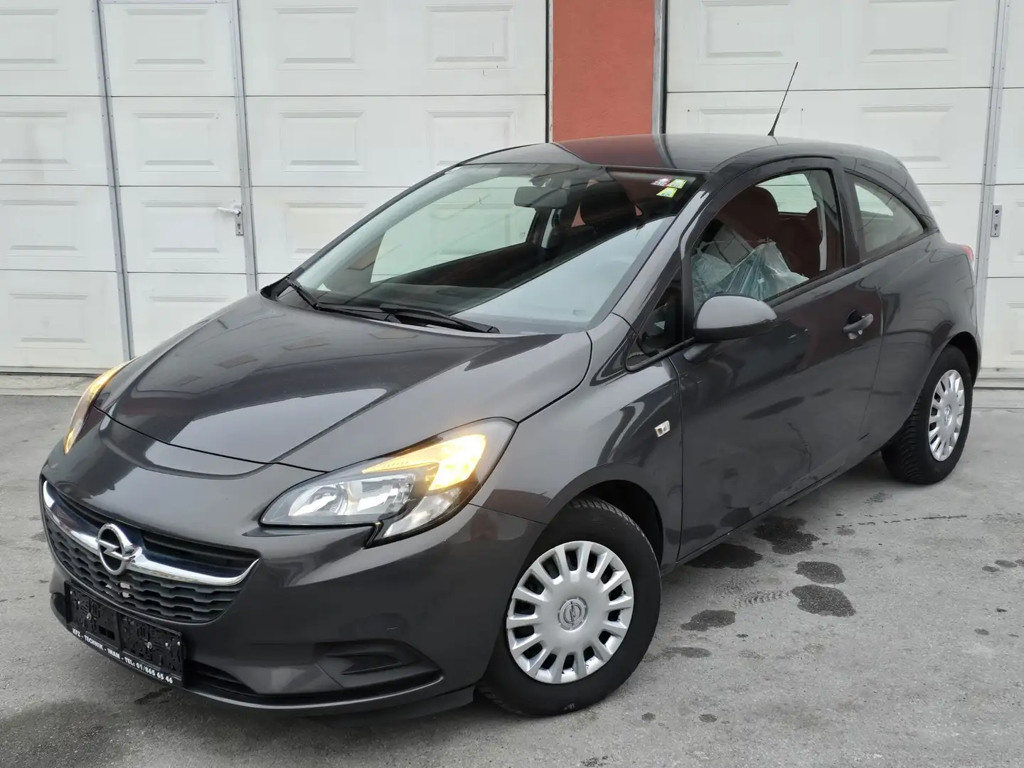 Opel Corsa-e Corsa 1,2 Ecotec Edition Grau - 1