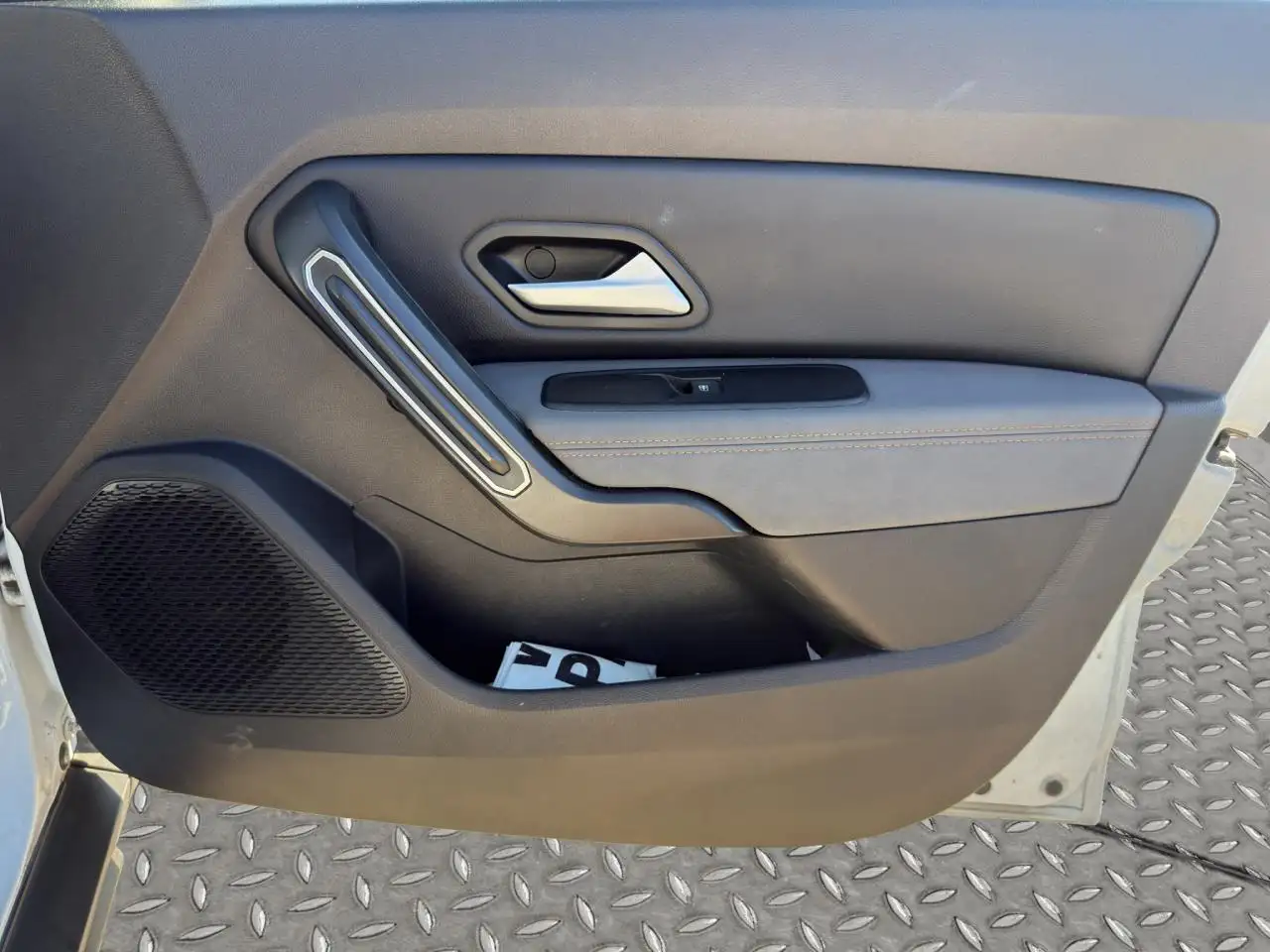 Dacia Duster — photo 17