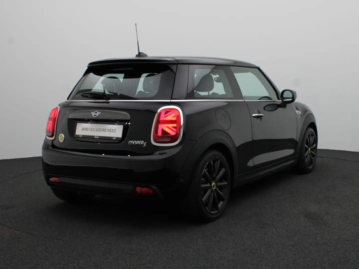 MINI Electric Essential + Interior Style MINI Dark + Ac Noir - 2
