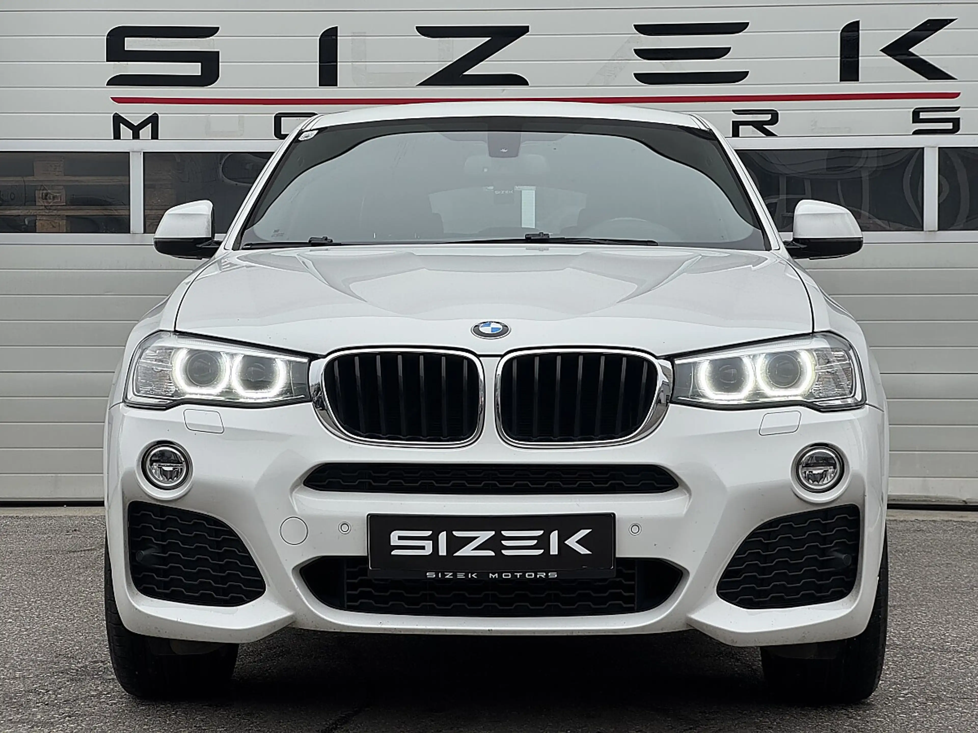 BMW X4 xDrive 20d Aut.|M-PAKET|AHK|F1|NAVI|RFK — photo 5