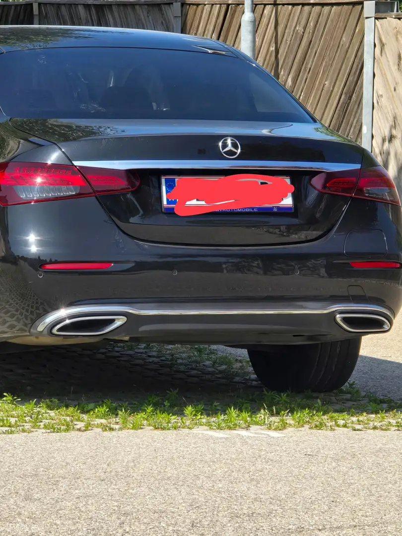 Mercedes-Benz EQE 300 E 300 de PHEV 4Matic Austria Edition Aut. Austria Edition Schwarz - 1