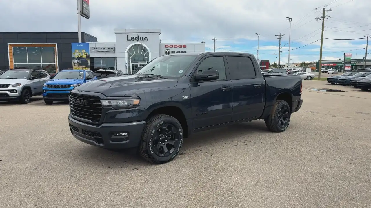 RAM 1500 снимка RAM 1500