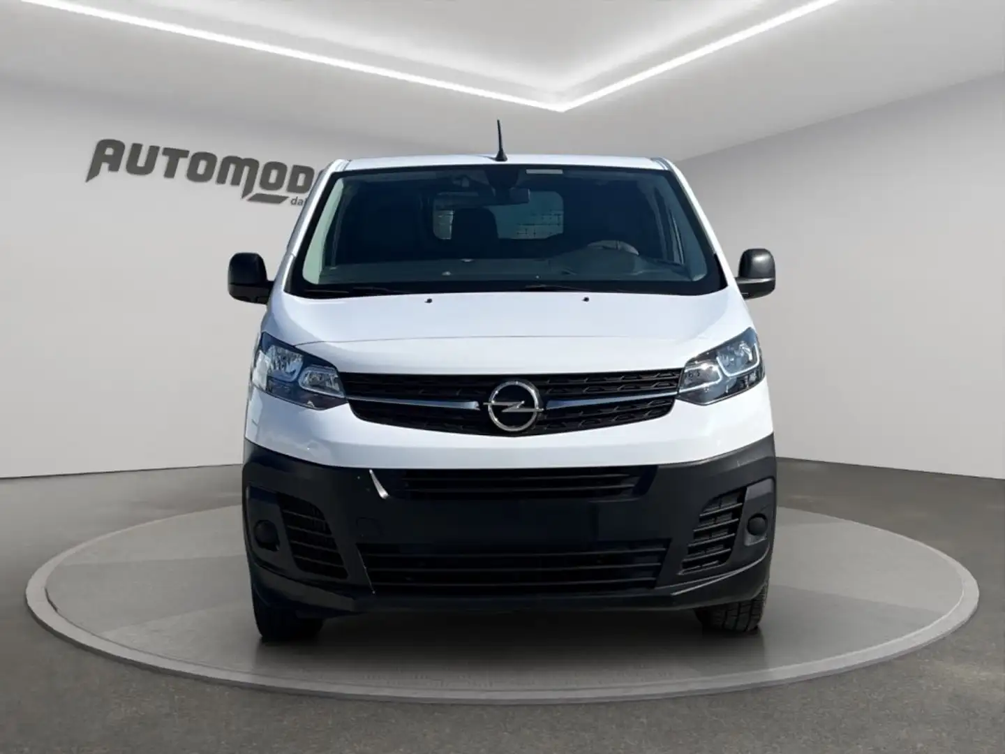 Opel Vivaro 1.5 L2H1 Passo Lungo Bianco - 2