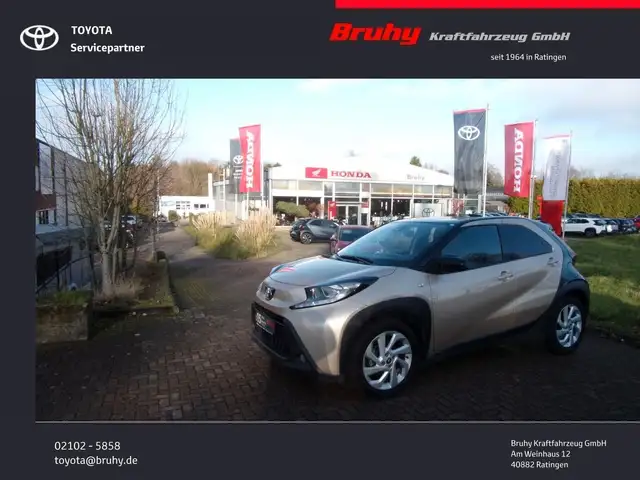 Toyota Aygo X Pulse Allwetterreifen Sitzheizung  Kamera