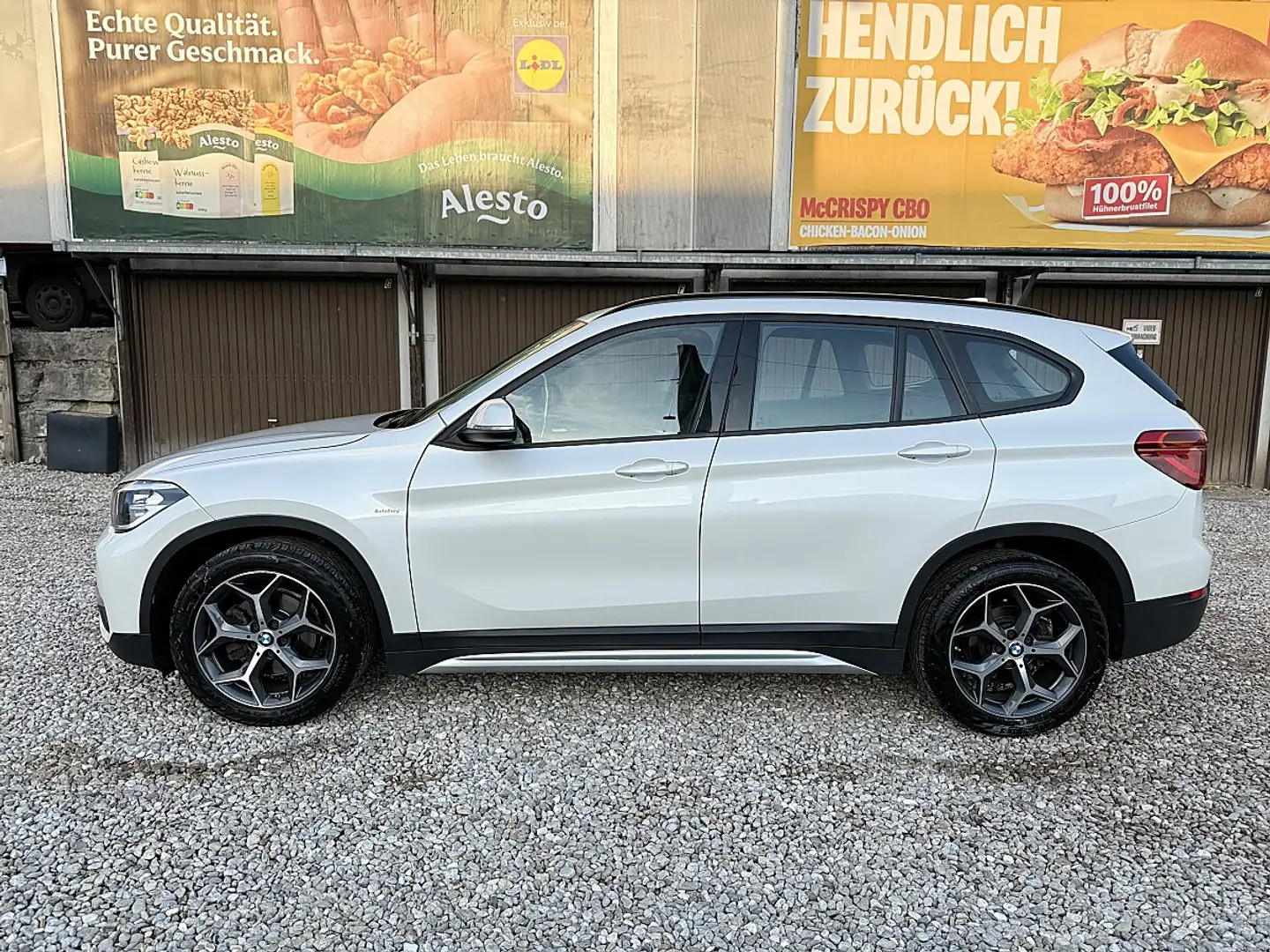 BMW X1 xDrive18d Aut. Weiß - 2