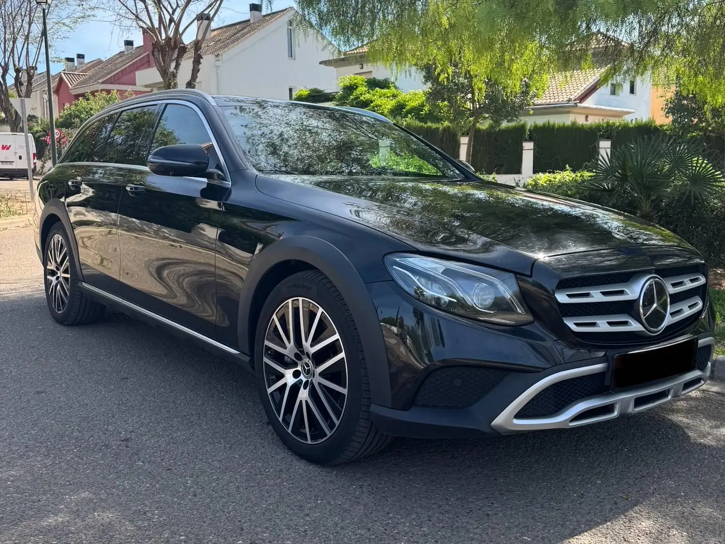 Mercedes-Benz E 400 E Estate 400d 4Matic All-Terrain 9G-Tronic Negro - 1