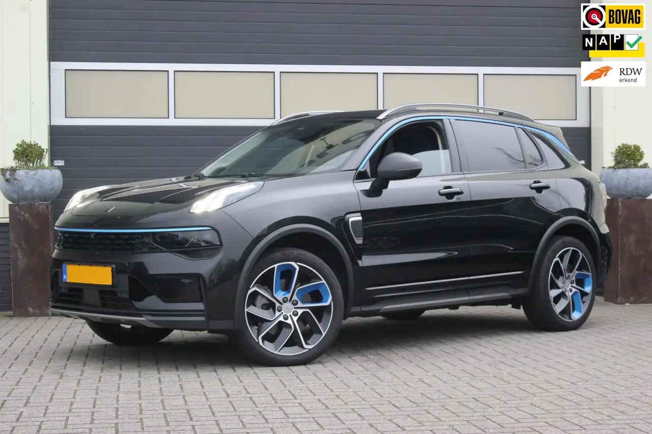 Lynk & Co 01 2022