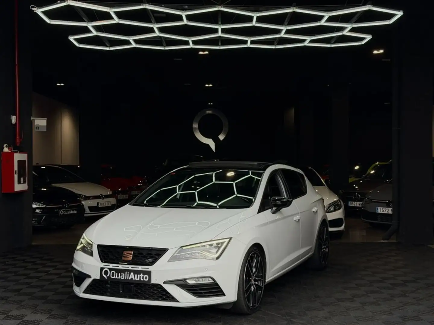 SEAT Leon ST 2.0 TSI S&S Cupra DSG7 290 Blanco - 1