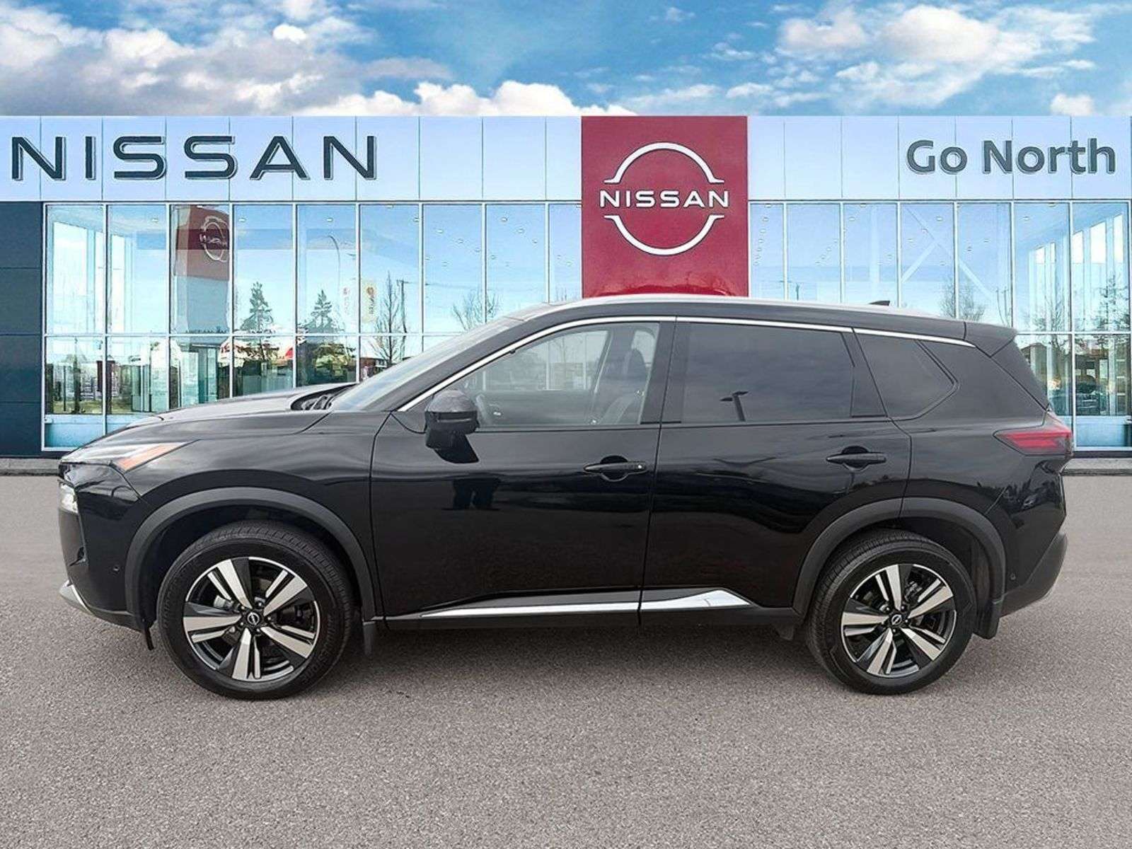 2023 Nissan Rogue Platinum — снимка 1