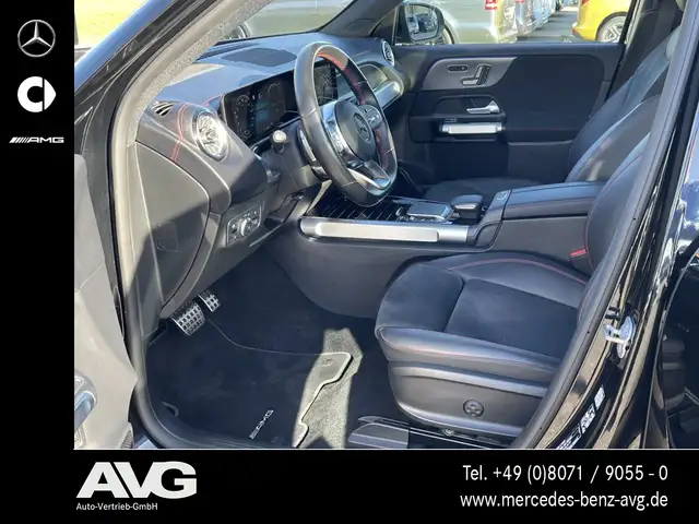 Mercedes-Benz EQB view 13
