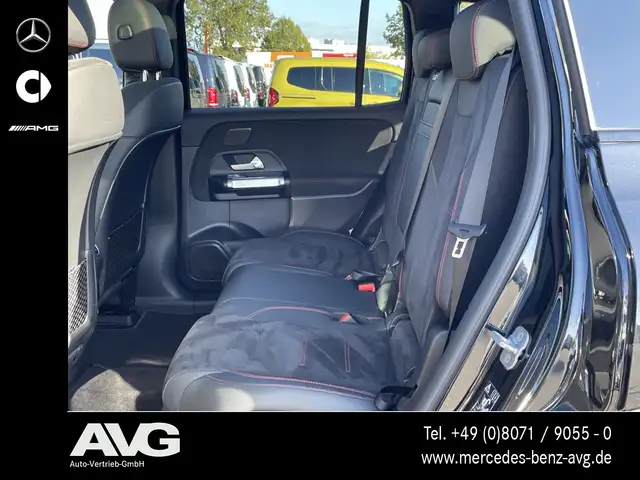 Mercedes-Benz EQB view 10