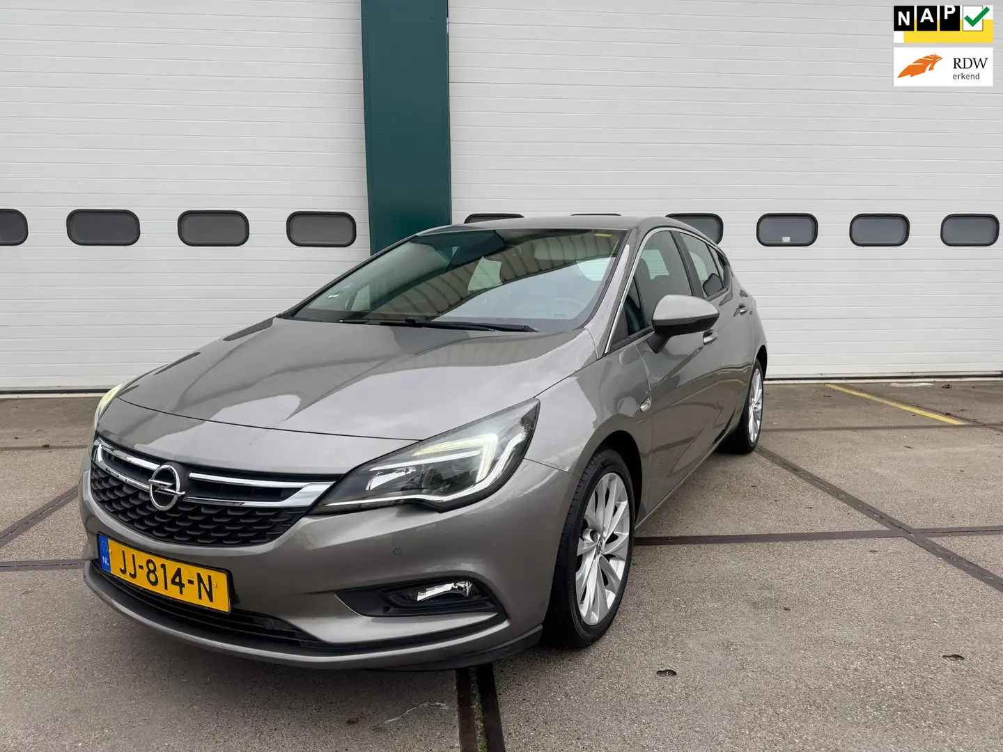 Opel Astra 1.0 Edition Brun - 1