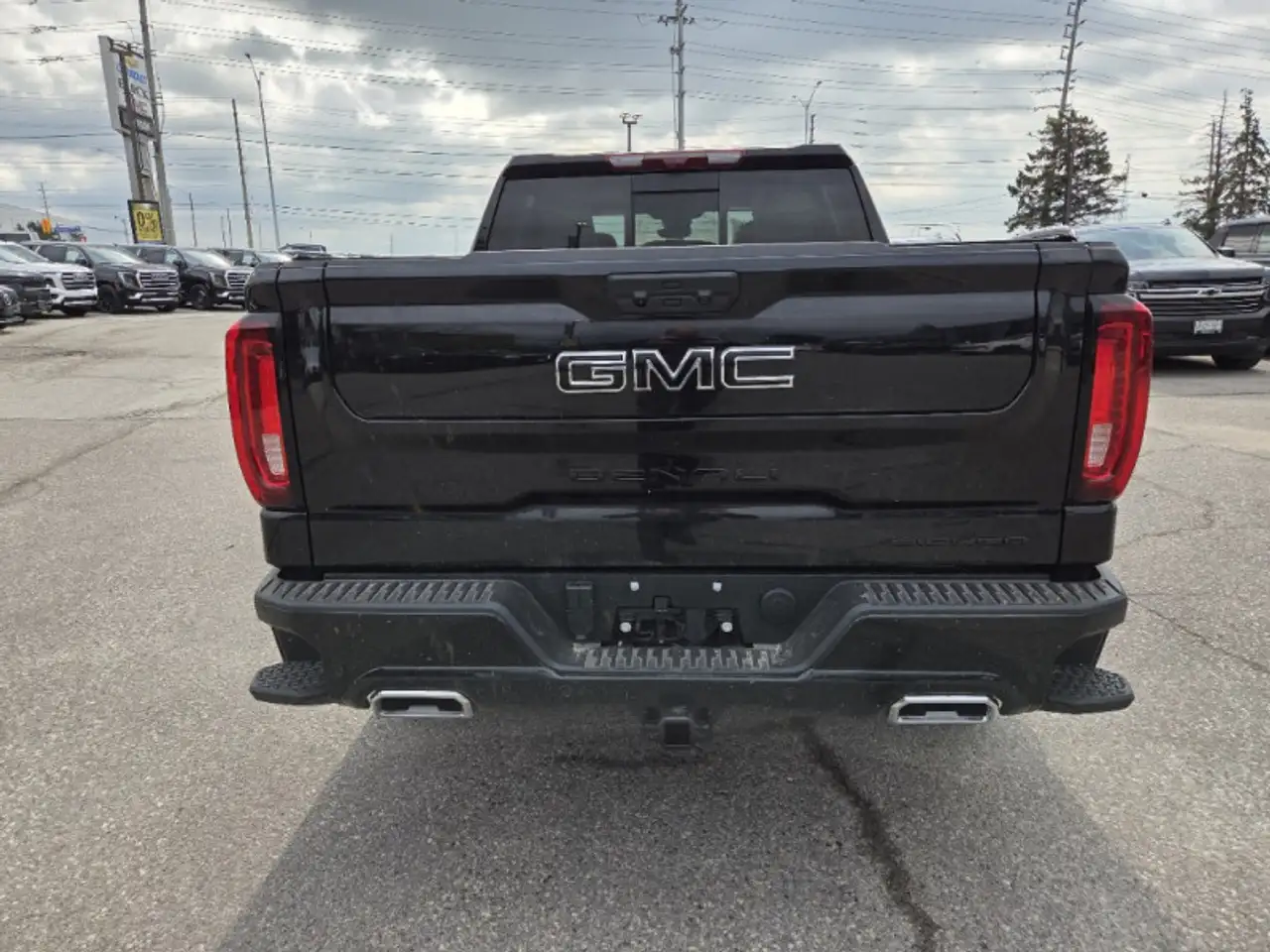GMC Sierra 1500 снимка GMC Sierra 1500
