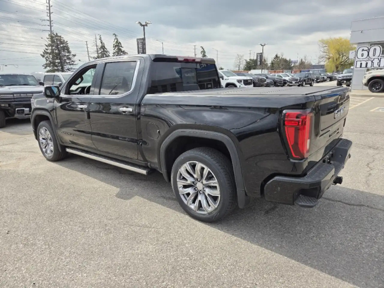 GMC Sierra 1500 снимка GMC Sierra 1500
